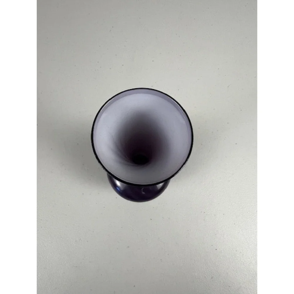 Purple Art Glass Swirl Bud Vase Long Neck Amethyst Hand Blown 9 inch‎